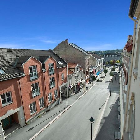 Grand Hotel Honefoss Exterior photo